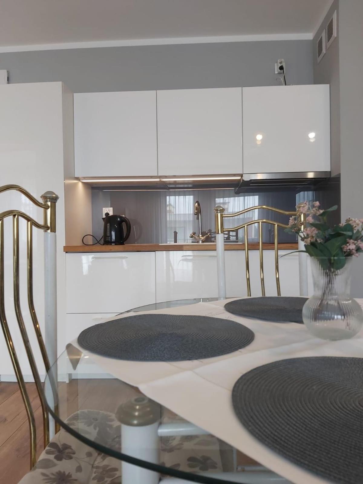 Apartament Jarzebina โควอบเซก ภายนอก รูปภาพ